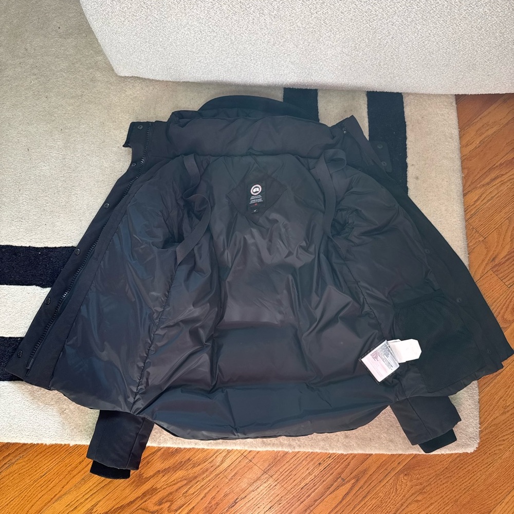 Canada Goose Women's Blakely Parka - Picture 12 of 15